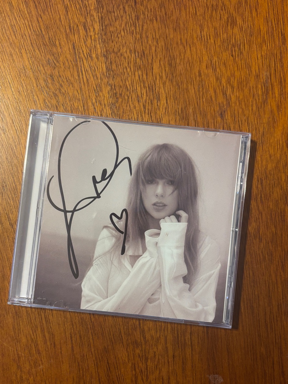 Taylor Swift TTPD signed cd